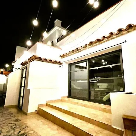 بيت للعطل Huge Whole House Old Town *
