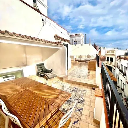 Huge Whole House Old Town بيت للعطل سيدجيس